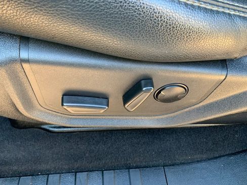 Used 2022 Ford F350 Lariat w/ Chrome Package AWD/4WD image 25