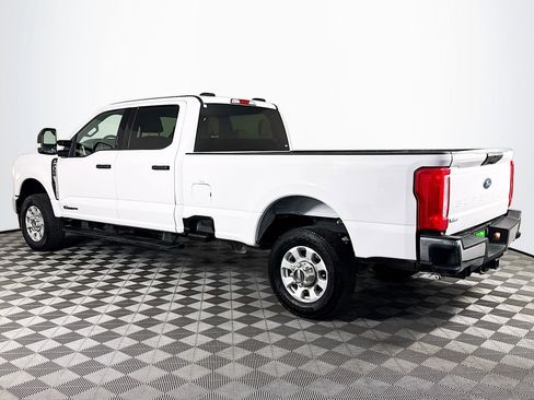 Used 2024 Ford F350 XLT image 6
