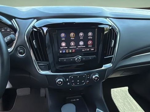 Used 2023 Chevrolet Traverse LT FWD image 26