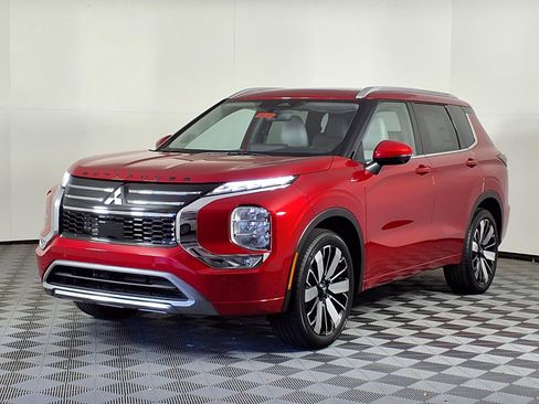 New 2026 Mitsubishi Outlander SEL FWD image 3