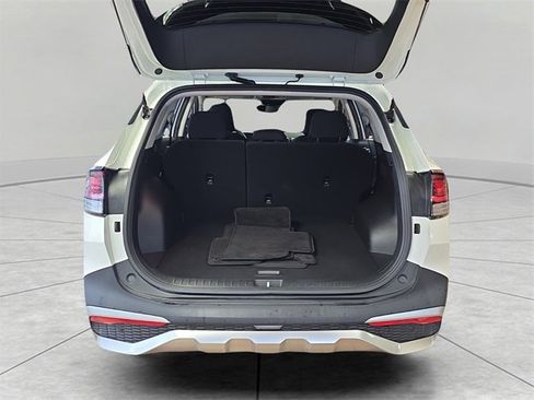 Used 2023 Kia Sportage LX image 13