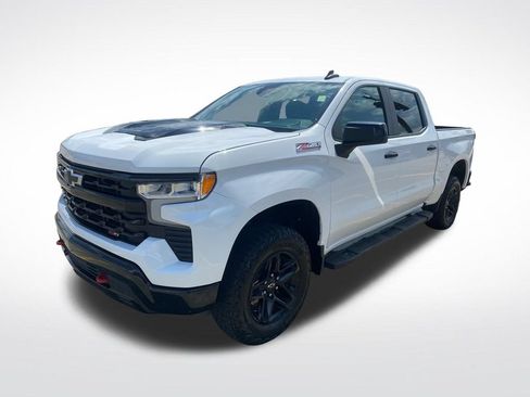 Used 2024 Chevrolet Silverado 1500 LT Trail Boss w/ Protection Package AWD/4WD image 2