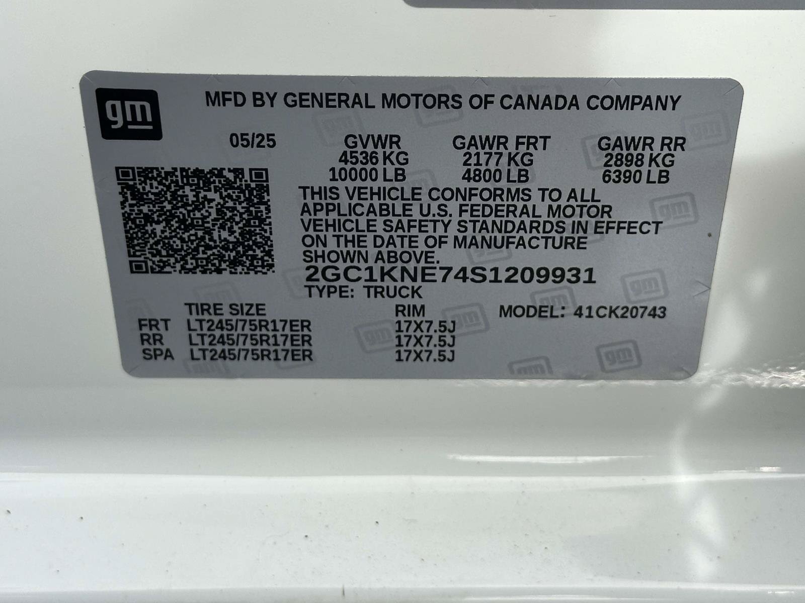 Used 2025 Chevrolet Silverado 2500 LT w/ Convenience Package AWD/4WD image 30
