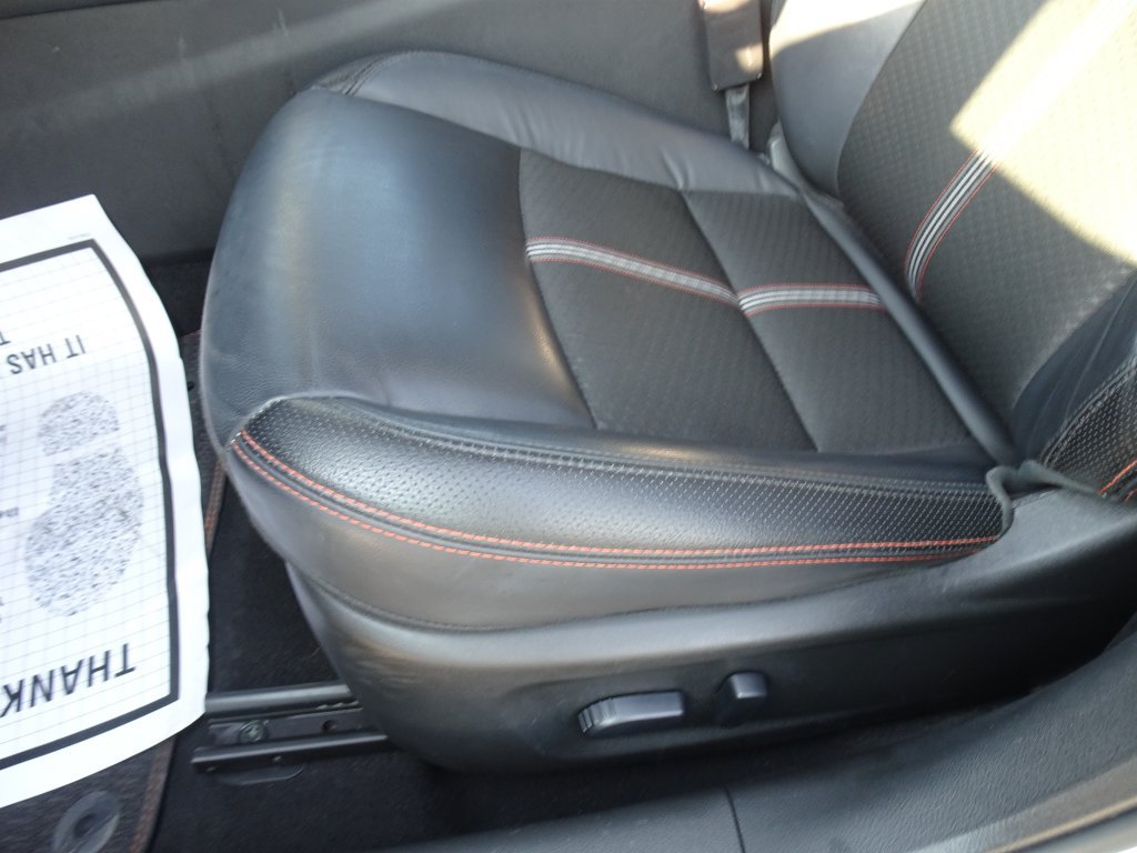 Used 2024 Nissan Altima 2.5 SR AWD/4WD image 9