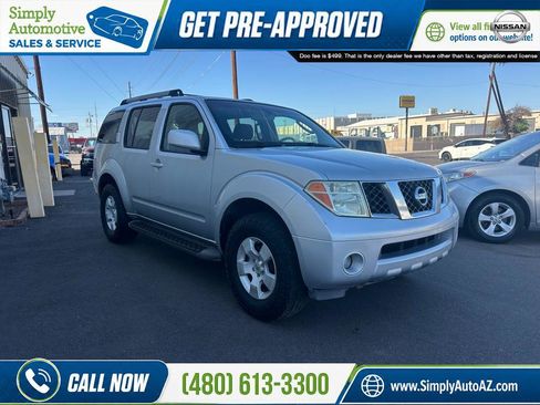 Used 2005 Nissan Pathfinder SE w/ (P01) Se Premium Pkg AWD/4WD image 2