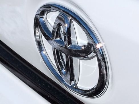 Certified 2026 Toyota Corolla LE image 26