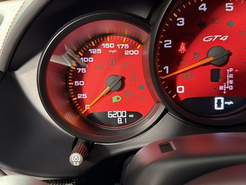 Certified 2023 Porsche 718 Cayman GT4 RWD image 17