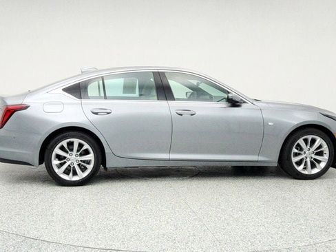 Used 2025 Cadillac CT5 Premium Luxury image 4