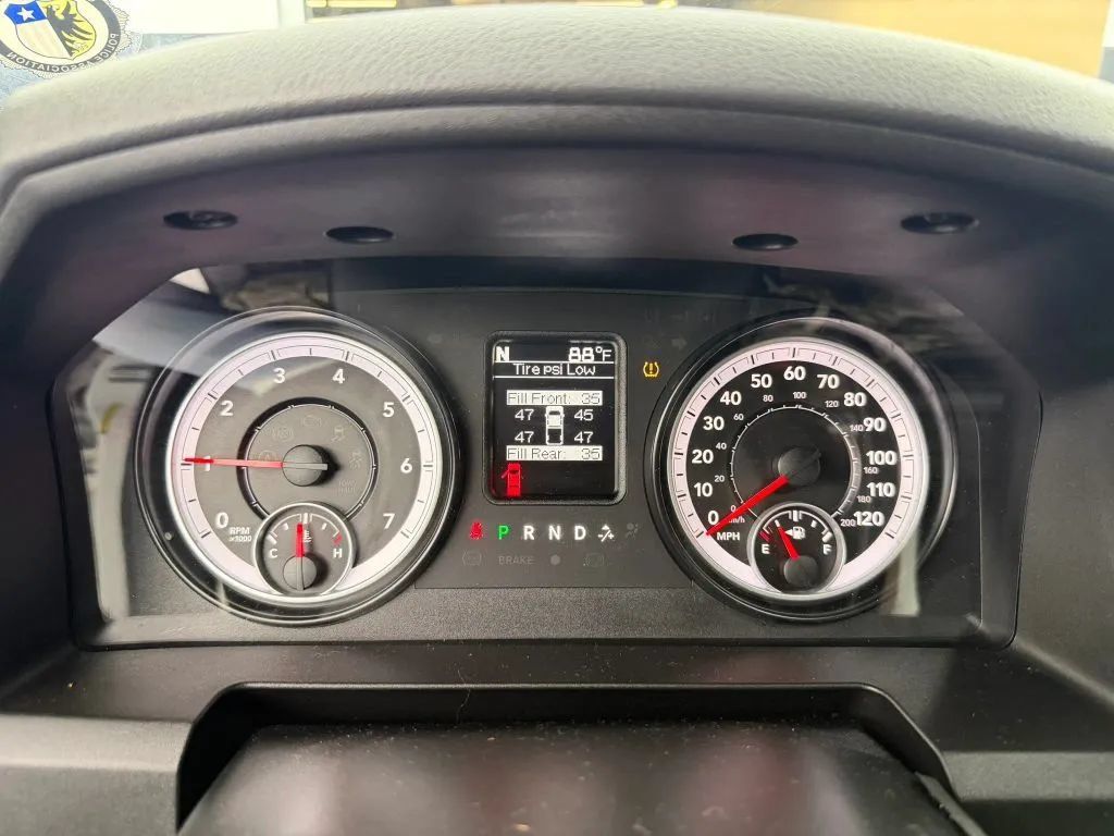 Used 2015 RAM 2500 Power Wagon Tradesman AWD/4WD image 29