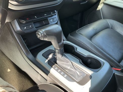 Used 2015 Chevrolet Colorado LT w/ Luxury Package RWD image 25