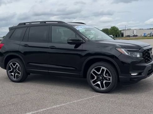 Used 2022 Honda Passport Elite image 2