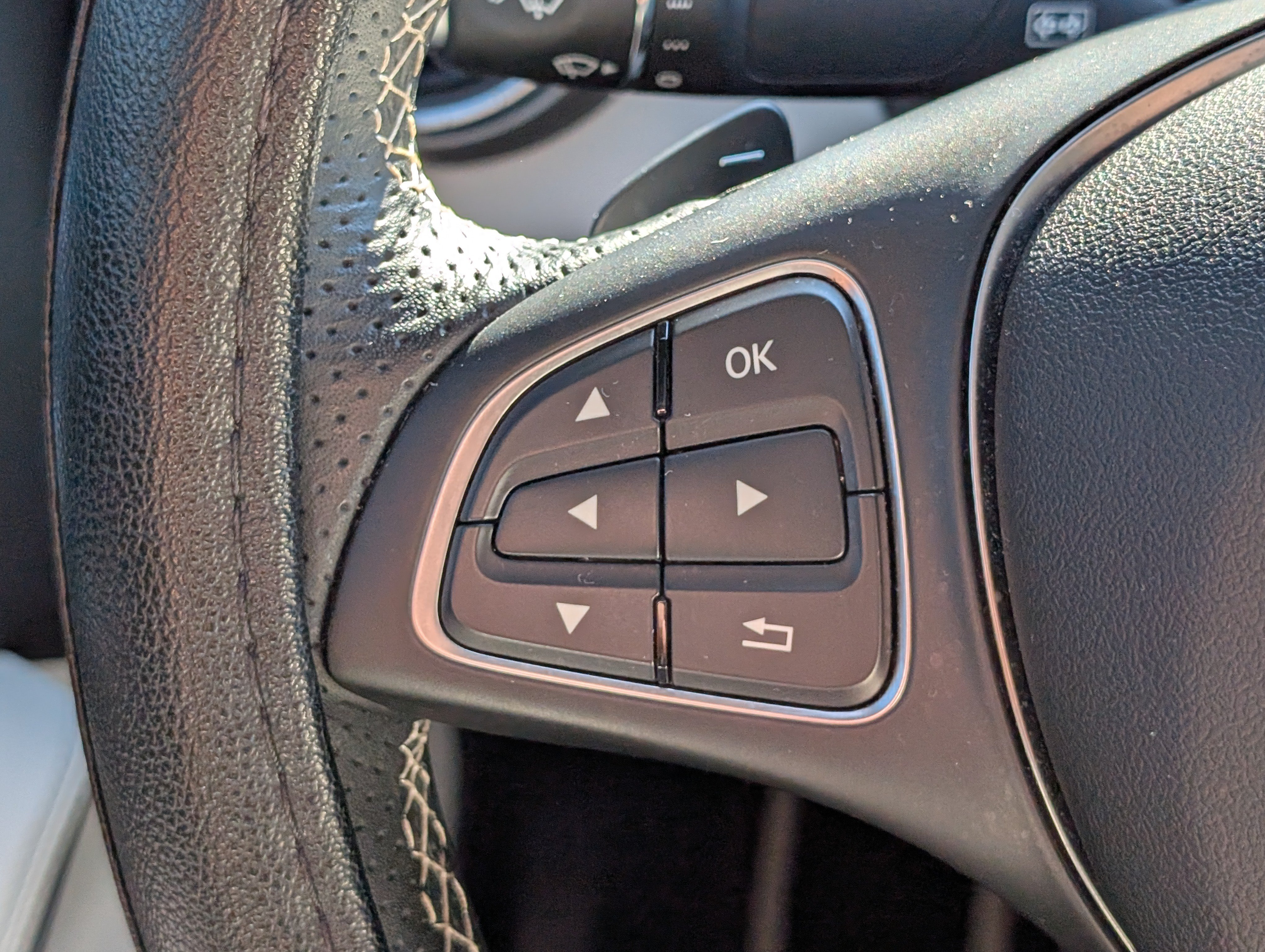 Used 2018 Mercedes-Benz CLA 250 4MATIC image 21