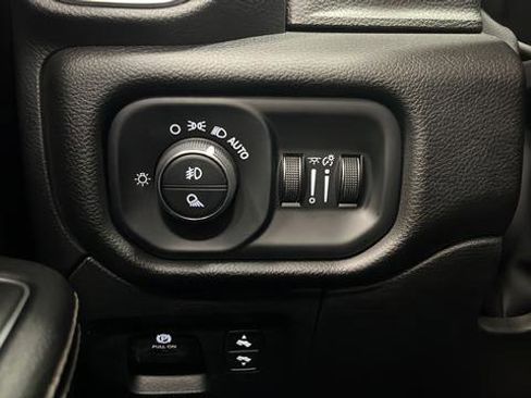 Used 2023 RAM 1500 Laramie AWD/4WD image 33