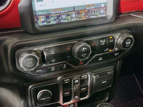 Used 2020 Jeep Gladiator Rubicon image 23