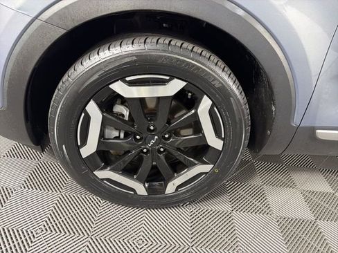 Used 2023 Kia Telluride S AWD/4WD image 16