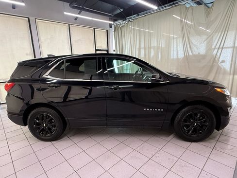 Used 2018 Chevrolet Equinox LT FWD image 3