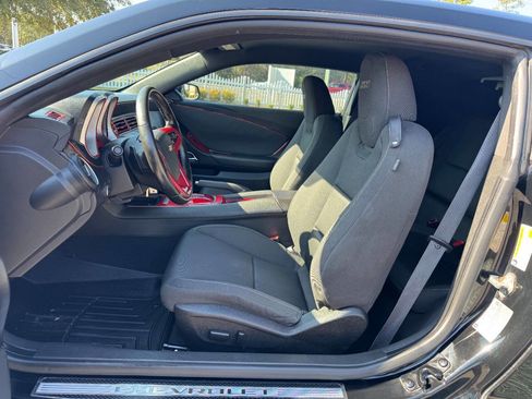Used 2015 Chevrolet Camaro SS image 11
