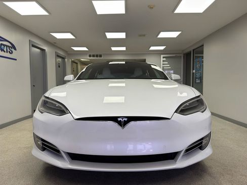 Used 2020 Tesla Model S AWD image 6