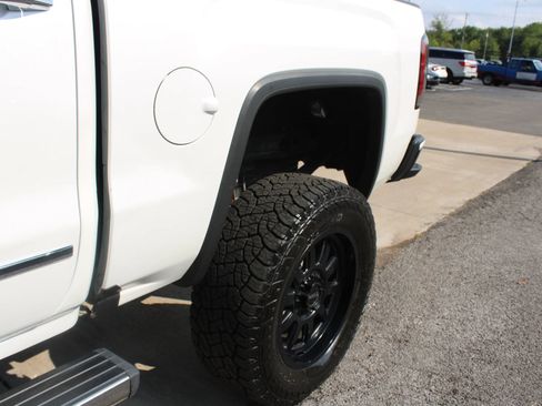 Used 2017 GMC Sierra 1500 Denali w/ Denali Ultimate Package AWD/4WD image 4
