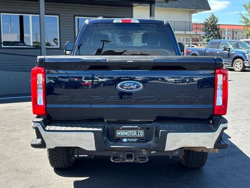 Used 2023 Ford F350 XLT w/ FX4 Off-Road Package AWD/4WD image 4