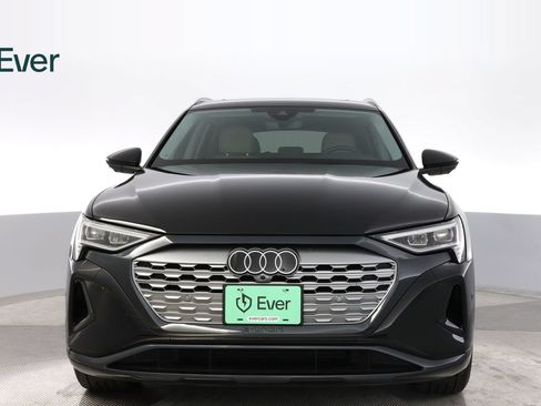 Used 2024 Audi Q8 e-tron Premium Plus w/ Premium Plus Package AWD/4WD image 12