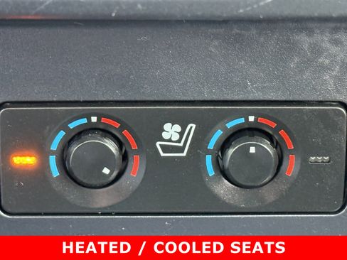 Used 2021 Toyota 4Runner Limited image 20