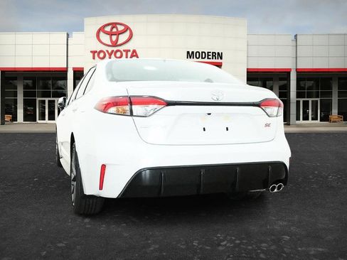 New 2026 Toyota Corolla SE FWD image 17