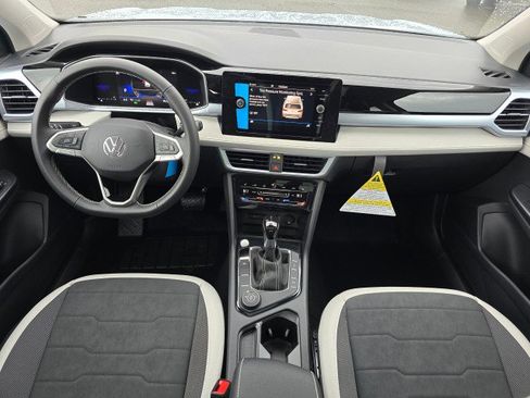 New 2026 Volkswagen Taos SE AWD/4WD image 22