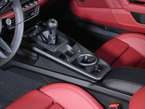 Used 2026 Porsche 911 GT3 RWD image 16