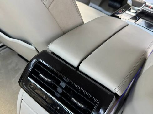 Used 2019 Audi A8 L 3.0T AWD/4WD image 17