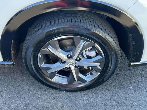 Used 2023 Honda HR-V EX-L image 7