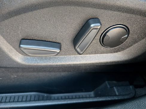 Used 2024 Ford Edge Titanium image 27