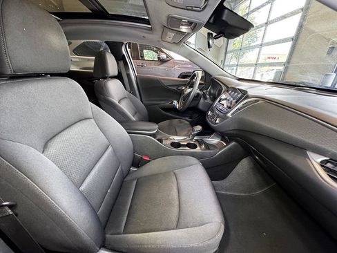 Used 2024 Chevrolet Malibu LT FWD image 45