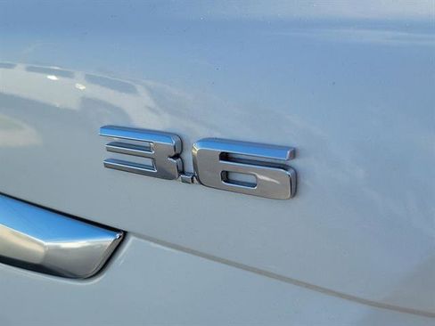 Used 2019 Cadillac XT5 Platinum image 32