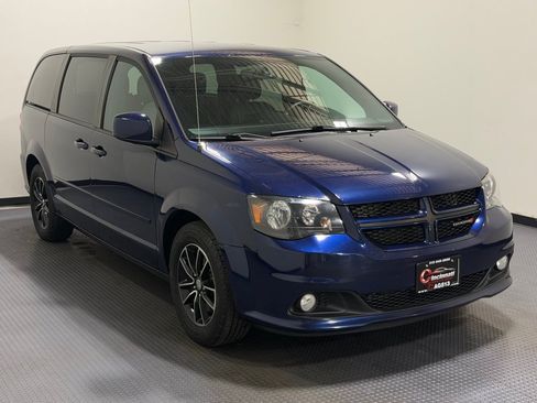 Used 2017 Dodge Grand Caravan GT FWD image 4