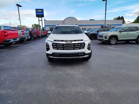 New 2026 Chevrolet Equinox LT w/ Convenience Package II image 8