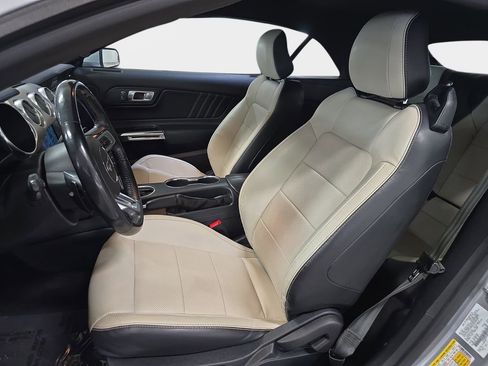 Used 2021 Ford Mustang Premium w/ Pony Package RWD image 17