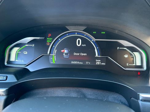 Used 2021 Honda Clarity Plug-In Hybrid image 16