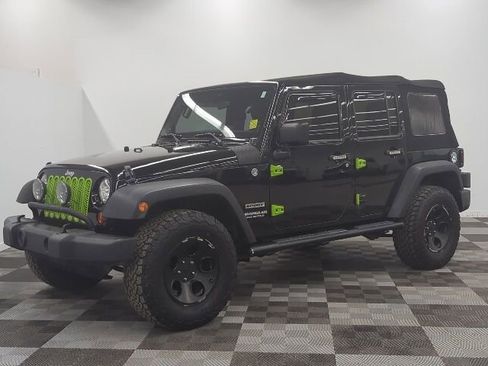 Used 2012 Jeep Wrangler Unlimited Sport AWD/4WD image 3