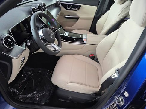 New 2026 Mercedes-Benz GLC 300 image 6
