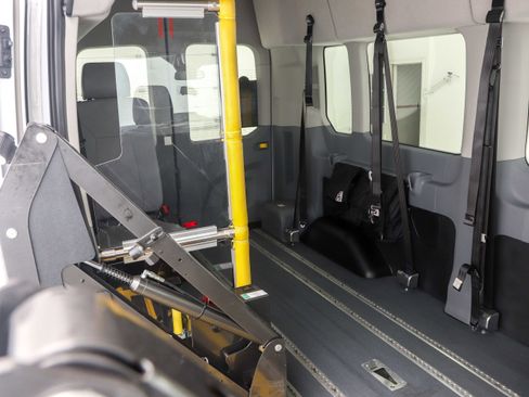 Used 2016 Ford Transit 350 XLT image 16