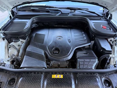 Certified 2023 Mercedes-Benz GLS 450 4MATIC image 15