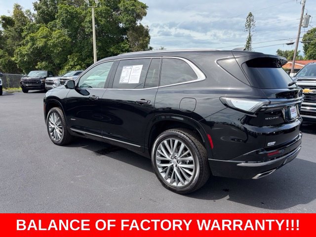 Used 2025 Buick Enclave Avenir w/ Trailering Package, 5000 lbs. FWD image 4