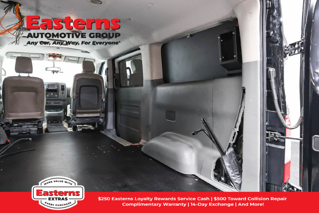 Used 2020 Nissan NV 3500 SL RWD image 24