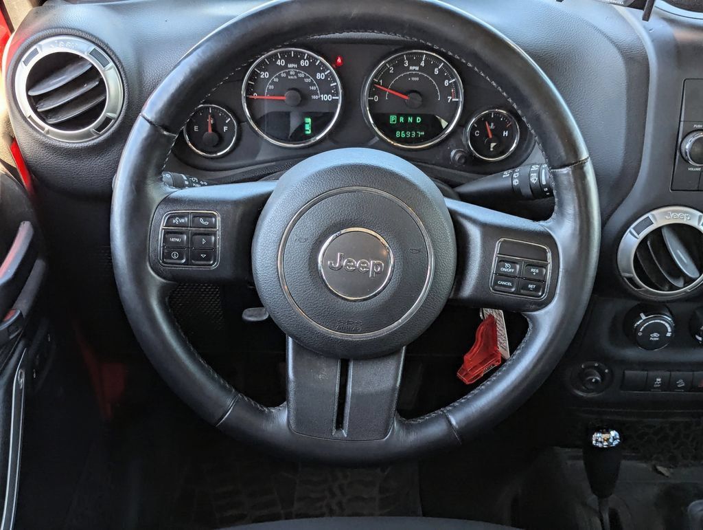 Used 2017 Jeep Wrangler Unlimited Sahara w/ Max Tow Package AWD/4WD image 26