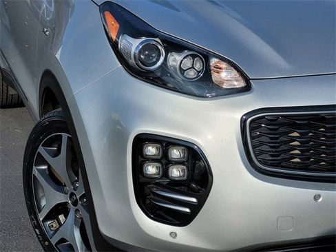 Used 2017 Kia Sportage SX image 11