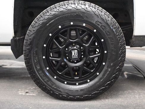 Used 2015 Chevrolet Silverado 1500 LT w/ All Star Edition AWD/4WD image 12