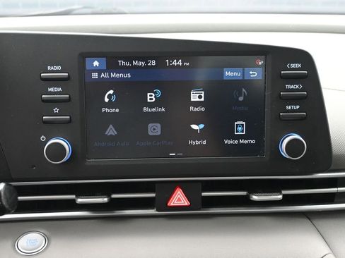 Used 2023 Hyundai Elantra Blue FWD image 18
