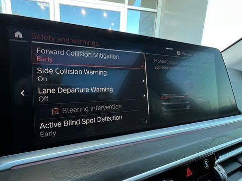 Used 2021 BMW X7 xDrive40i w/ Premium Package image 18