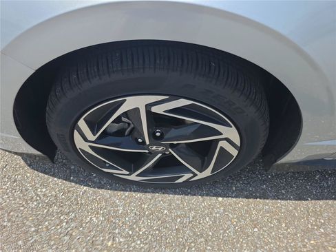 Certified 2026 Hyundai Sonata SEL FWD image 18